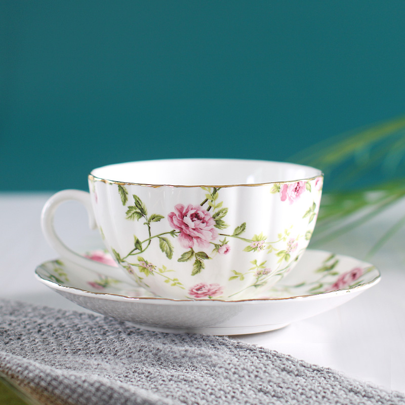 Set de cești de cafea în stil european pentru femei, mic lux, cești ceramice elegante pentru ceai cu flori, cadou pentru Ziua Femeii