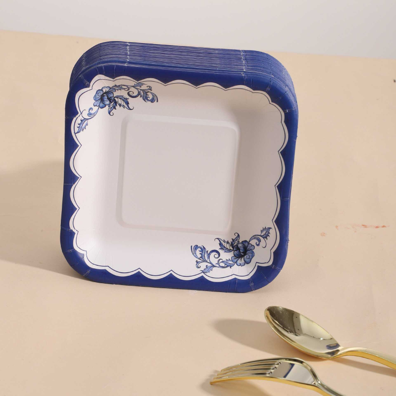 Farfurie de hârtie de unică folosință, pătrată, model albastru-alb în relief, veselă de tip alimentar pentru exterior, la grătar, picnic, fructe și gustări