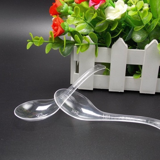 Tăvițe de unică folosință din plastic dur, aspect cristal, pentru uz casnic și banchete