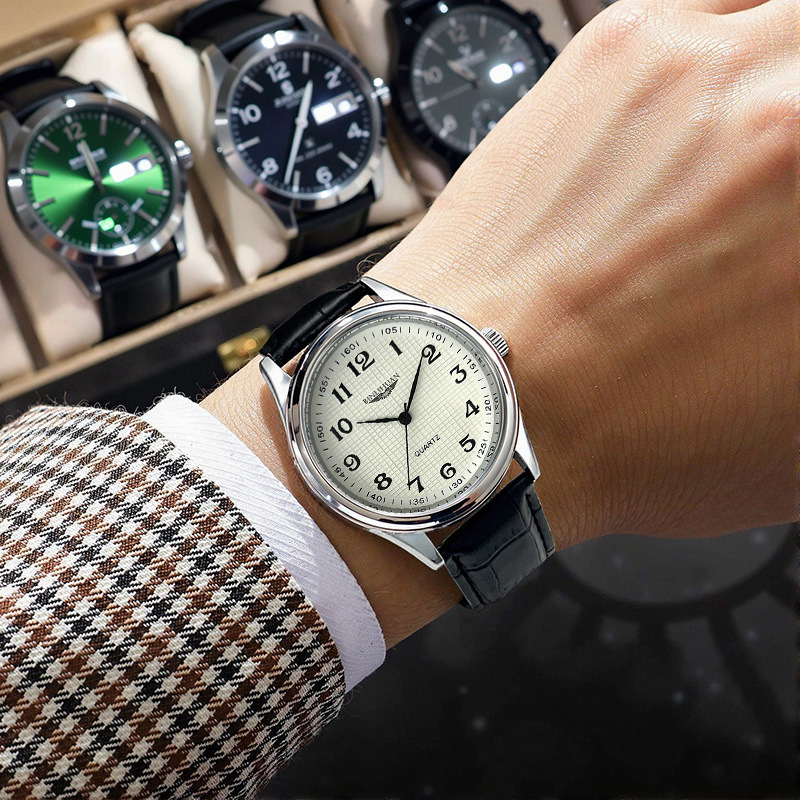 Binlihuan muški kvarcni sat s kožnom narukvicom, vodootporan, okrugli brojčanik promjera 41 mm, debljina 9 mm, kućište od legure, kopča s iglom