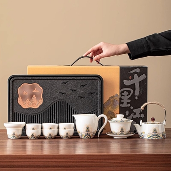 Set de ceai din porțelan alb ca jadul, cu ceainic și cești, ceramică, cutie cadou elegantă, stil minimalist modern, pentru 3–5 persoane