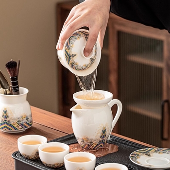 Set de ceai din porțelan alb ca jadul, cu ceainic și cești, ceramică, cutie cadou elegantă, stil minimalist modern, pentru 3–5 persoane