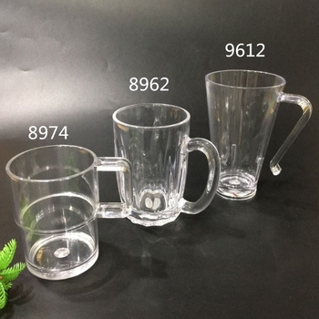 Pahar transparent din plastic PC cu mâner, rezistent la căderi; pahar din acril pentru bere și sucuri, cu design ananas.
