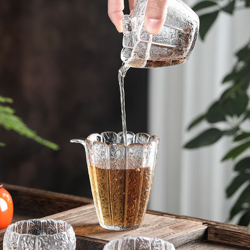 Ceșuțe de ceai din sticlă rezistentă la temperaturi înalte, cu capac, set de ceai pentru uz casnic, mic, design modern minimalist, anti-arzire, pentru 3–5 persoane