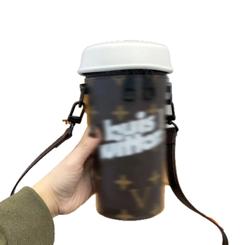 Ženska PVC kanta torba, cilindričnog oblika, preko tijela ili na ramenu, različiti stilovi