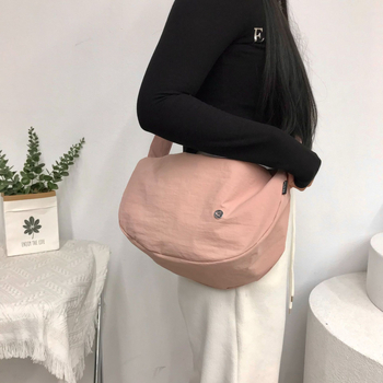 Ženska nylon torba s naramenicom, makaron boje, jednobojna, lagana, za svakodnevnu upotrebu