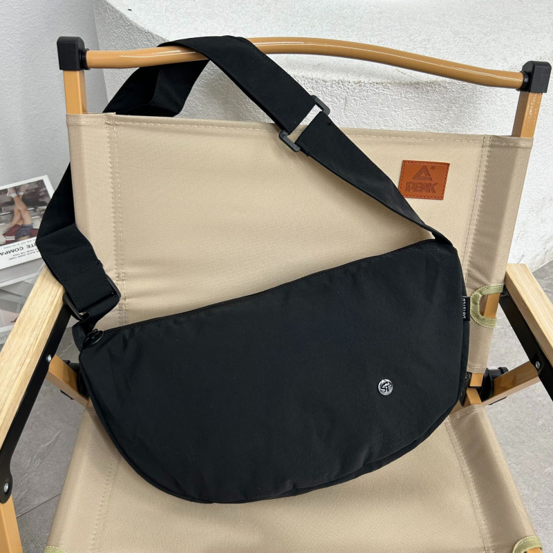 Ženska nylon torba s naramenicom, makaron boje, jednobojna, lagana, za svakodnevnu upotrebu