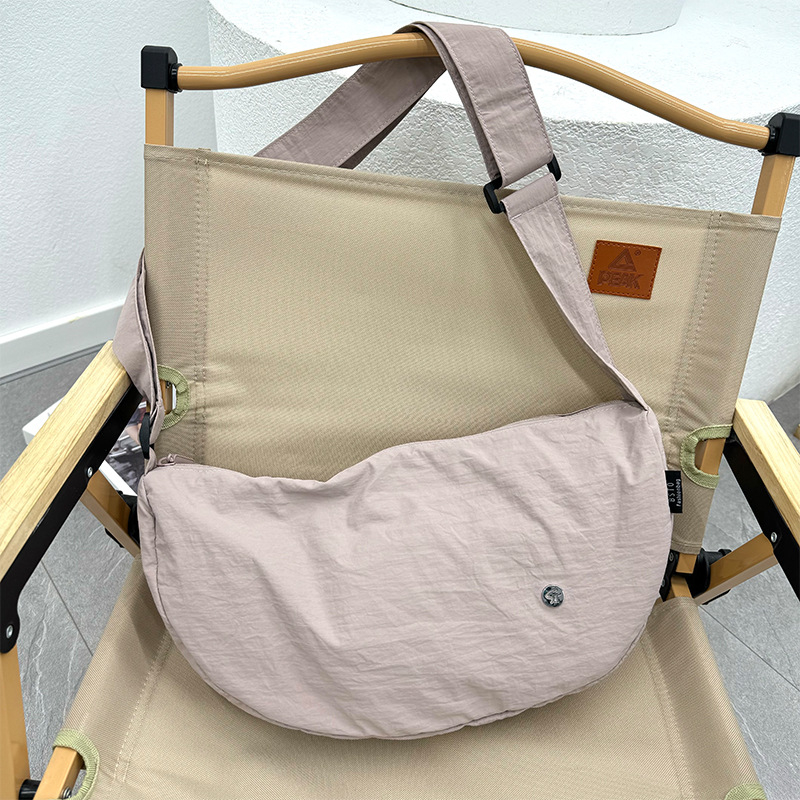 Ženska nylon torba s naramenicom, makaron boje, jednobojna, lagana, za svakodnevnu upotrebu