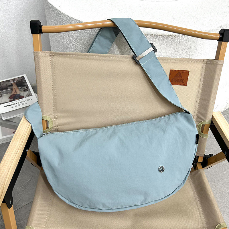 Ženska nylon torba s naramenicom, makaron boje, jednobojna, lagana, za svakodnevnu upotrebu