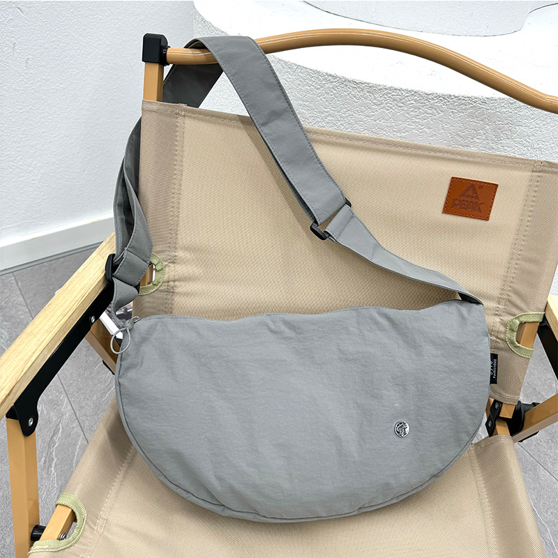 Ženska nylon torba s naramenicom, makaron boje, jednobojna, lagana, za svakodnevnu upotrebu