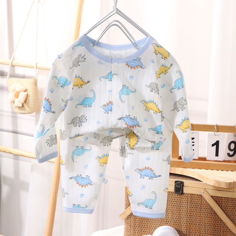 2026 tavasz–nyár baba pizsama, vékony pamut, rajzfilm motívum, 0–2 évesek, két részes, 100% pamut