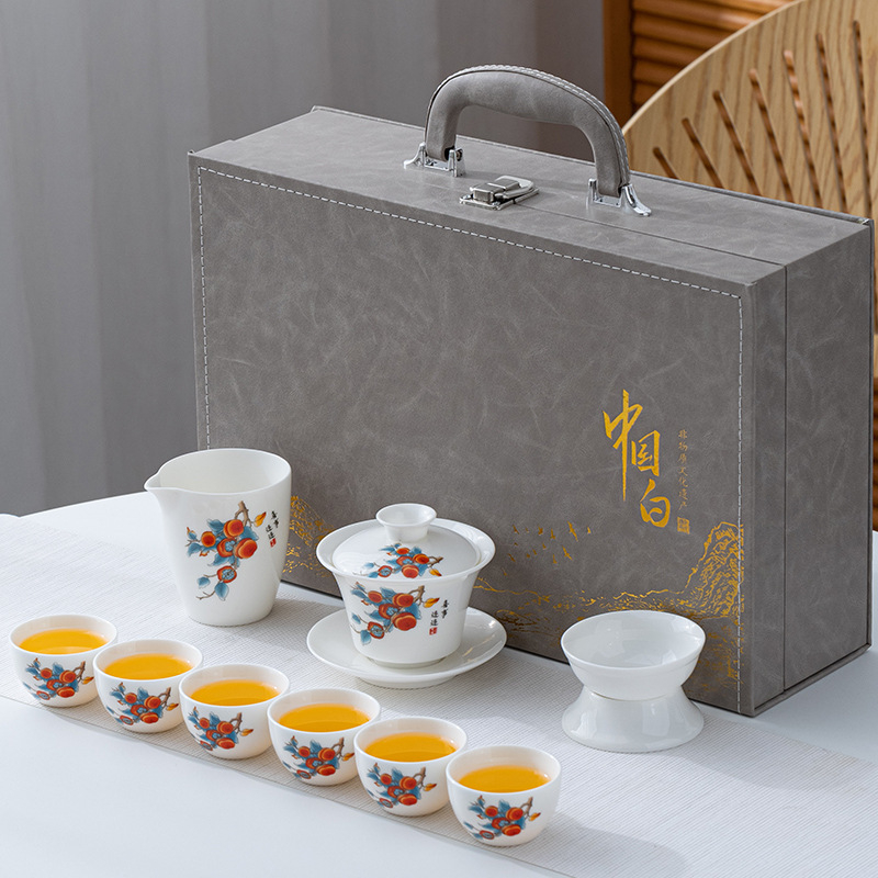 Teáskészlet tejfehér jade-ból, bőr dobozban, fehér porcelán Kung-Fu teáskészlet ajándékdobozban