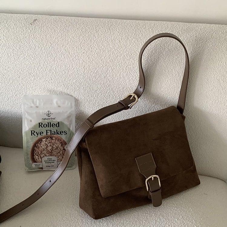Ženska torba u korejskom stilu od velura, crossbody torba, jesen/zima 2025, retro elegancija, svakodnevna uporaba