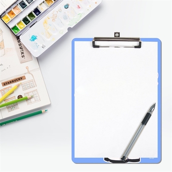 Clipboard A4 din PP, temă anime, cu suprafață de scriere pentru elevi