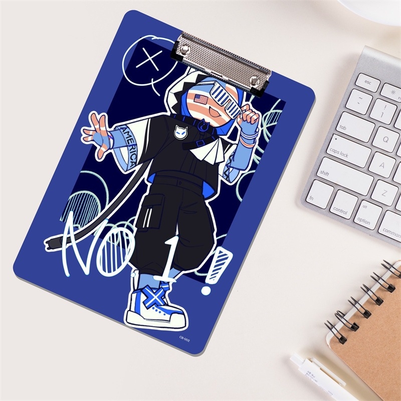 Clipboard A4 din PP, temă anime, cu suprafață de scriere pentru elevi