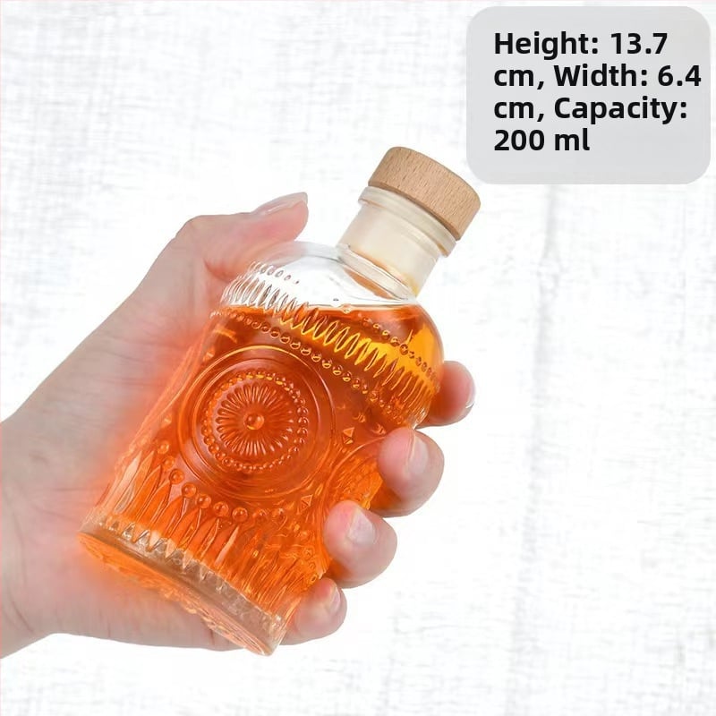 Sklenená fľaša s diamantovým vzorom, uzavretá pre domáce ovocné víno, malá prázdna fľaša na dávkovanie a studenú extrakciu pre aromaterapiu