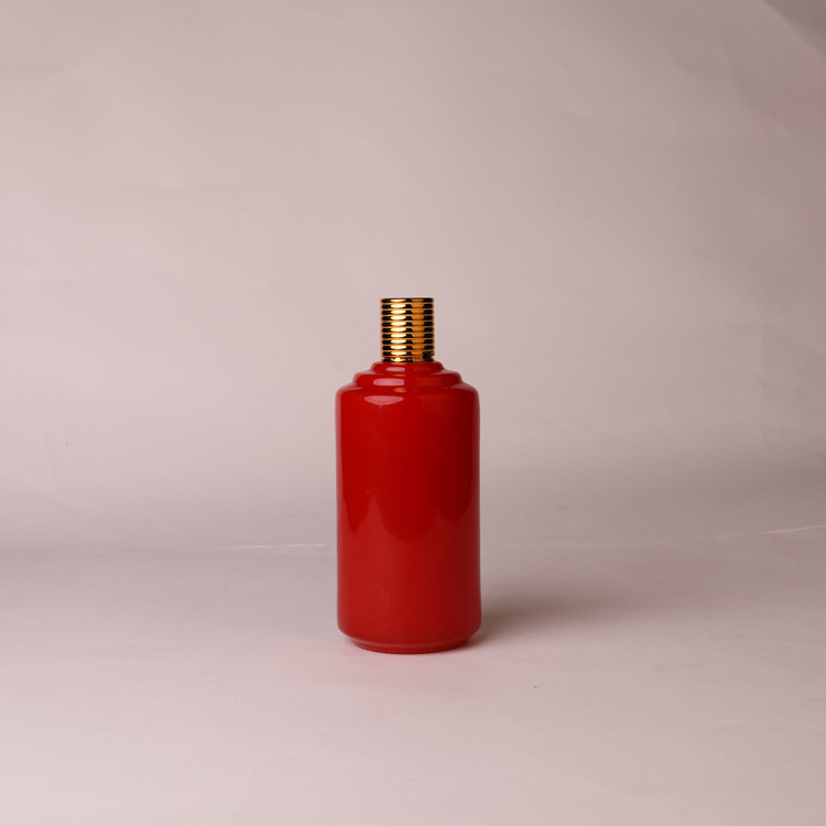 În stoc: ambalaj exterior universal pentru sticle de băuturi 0,5 kg, set de cutii în stil zodiac, festiv