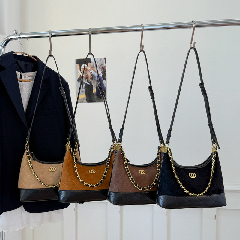 Tote torba s dijamantnim šivanim uzorkom i lančanim remenom, zatvarač, za rame ili crossbody