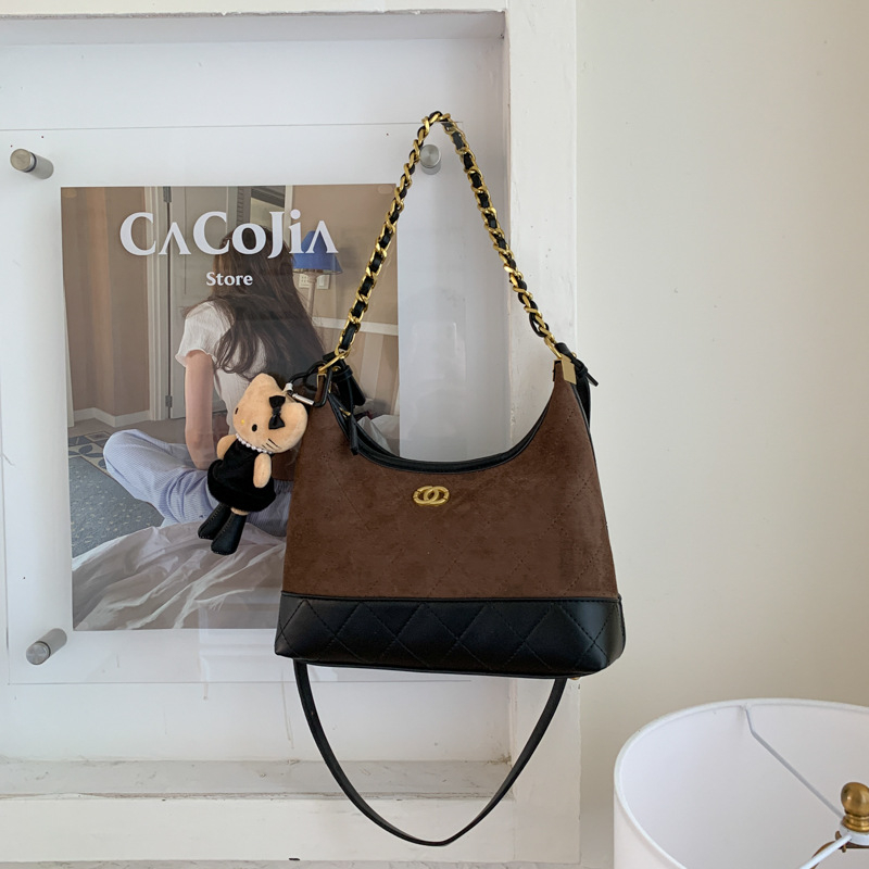 Tote torba s dijamantnim šivanim uzorkom i lančanim remenom, zatvarač, za rame ili crossbody