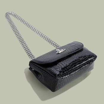 Ženska torbica s lancem u krokodilo uzorku, crna, mala kvadratna crossbody torbica s naramenicom i pretincom za telefon