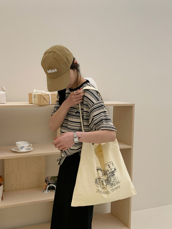 Ženska crossbody torba u korejskom stilu, platnena torba s ručno oslikanim umjetničkim dizajnom, za svakodnevnu upotrebu