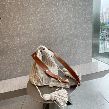 Ženska torba od voskanog užeta s resicama, pletena, torba tipa kanta, zatvaranje špagom, za ručno nošenje, na ramenu ili crossbody