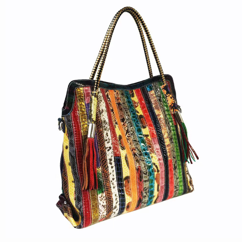 Ženska tote torba od prave kože sa snake uzorkom, patchwork šavovi i resice, za nošenje na rame ili crossbody, šarena, velika, udobna za svakodnevnu upotrebu