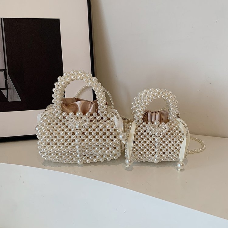 Svježa i elegantna ženska pletena crossbody torba u Boston stilu