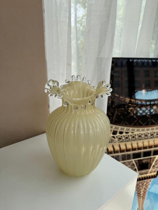 Vază de sticlă minimalistă, decor floral artistic de designer pentru sufragerie și hol