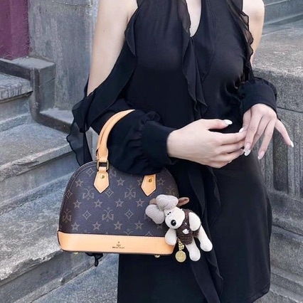 Ženska torba u obliku školjke s blok bojom boja, elegantan dizajn, model 2025, srednja veličina, ručno i preko ramena, moderan crossbody