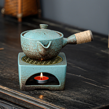 Set japonez vintage pentru încălzire ceai cu bază de lumânare, pentru ceainic și cești, accesorii de ceai izolate
