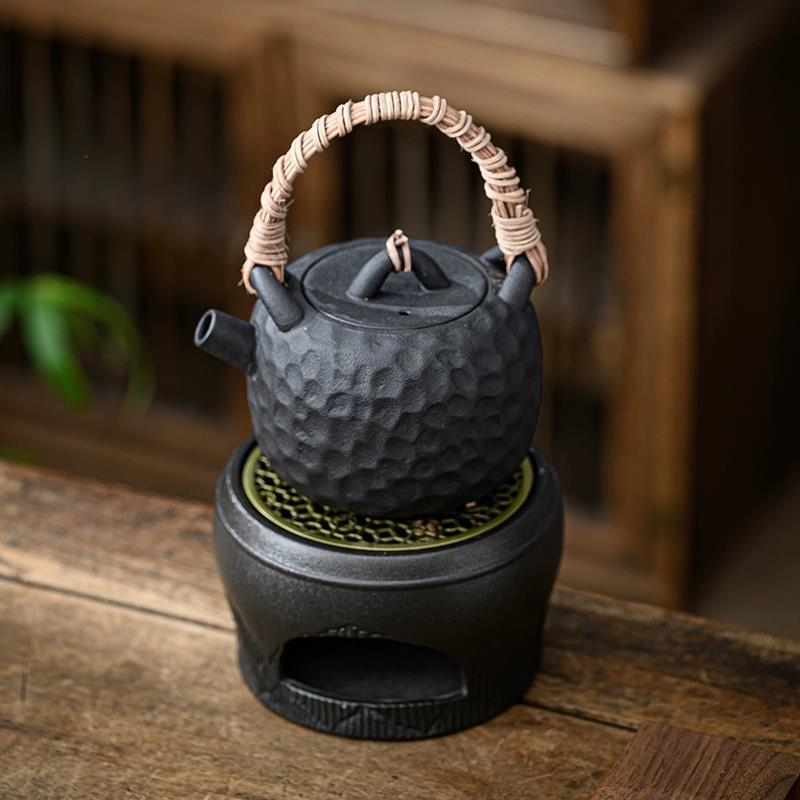 Set japonez vintage pentru încălzire ceai cu bază de lumânare, pentru ceainic și cești, accesorii de ceai izolate