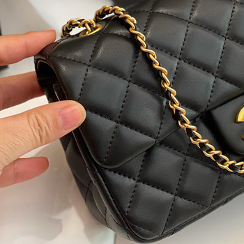 Mini torbica od prave ovčje kože, dijamantno šivanje, lančani remen za rame ili crossbody