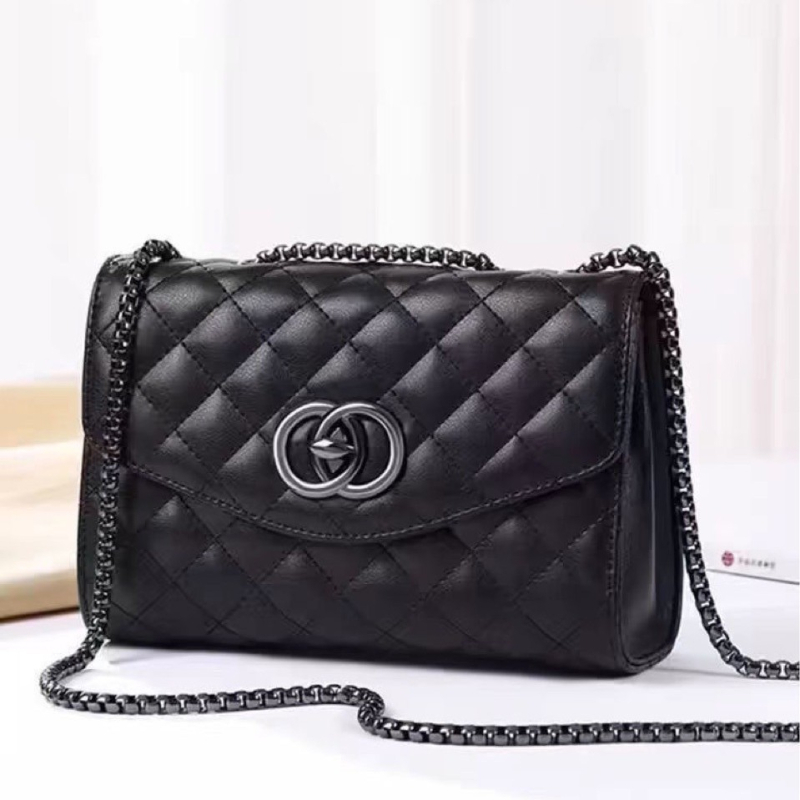 Ženska crossbody torba s lancem, dijamantno šev, PU koža, srednje veličine
