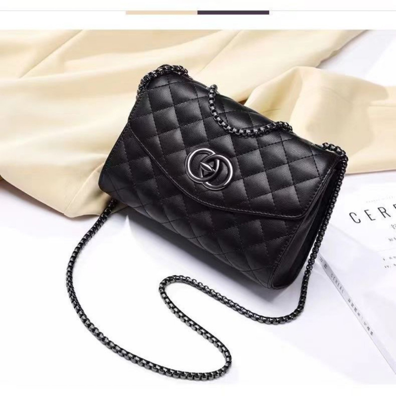 Ženska crossbody torba s lancem, dijamantno šev, PU koža, srednje veličine