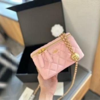 Influencerom inspirirano 2023. mini kozmetička torbica s zlatnim perlama, kvadratna kutija s uzorkom dijamantnog šivanja, remen preko ramena