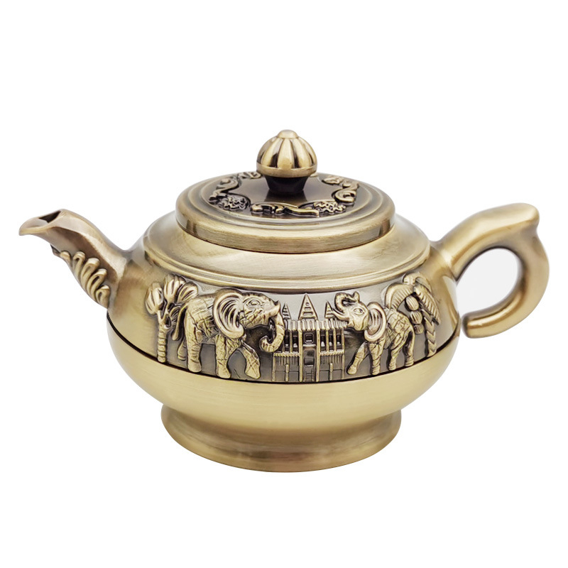 Vas din bronz pentru băuturi cu un mic elefant antic, decor metalic, cadou