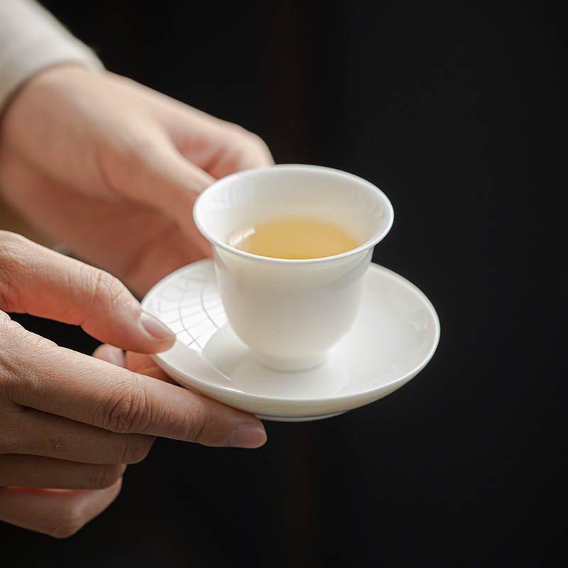 Gongfu teáskészlet fehér porcelánból, testreszabható logóval, ajándékdoboz