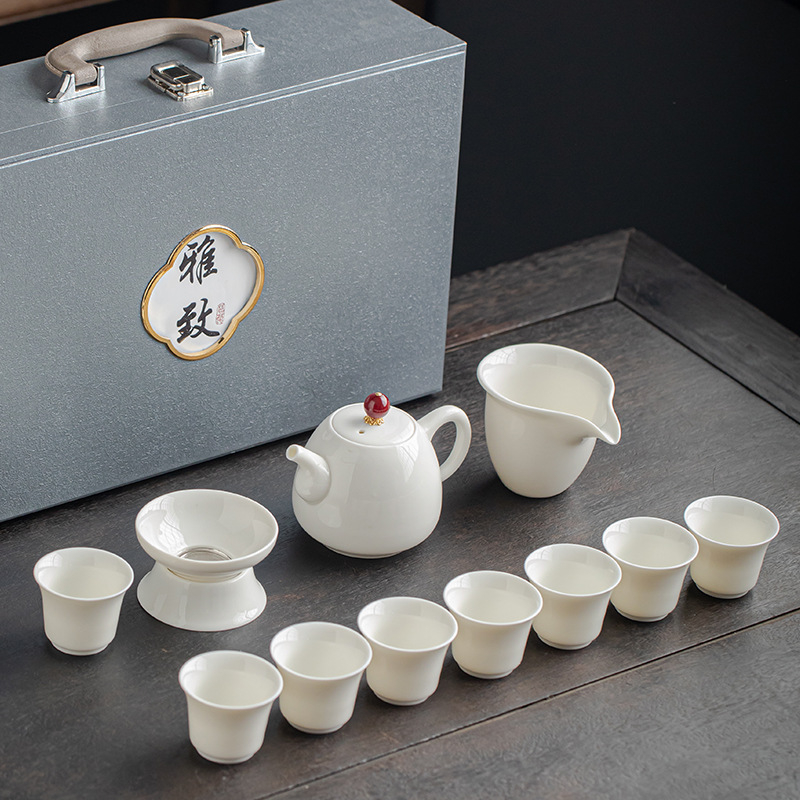 Gongfu teáskészlet fehér porcelánból, testreszabható logóval, ajándékdoboz