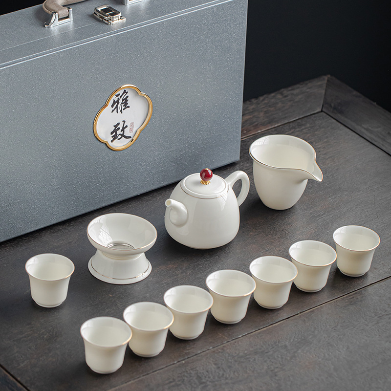 Gongfu teáskészlet fehér porcelánból, testreszabható logóval, ajándékdoboz