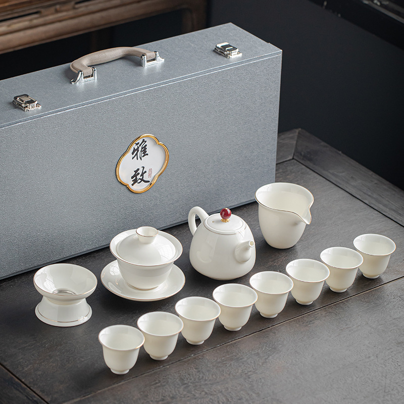 Gongfu teáskészlet fehér porcelánból, testreszabható logóval, ajándékdoboz