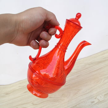 Set de vin din plastic roșu pentru toasturi la nuntă și decorarea altarului