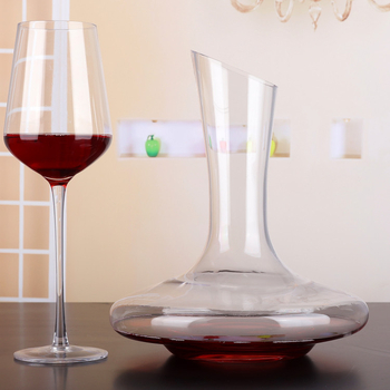 Decantator din cristal în stil european, capacitate peste 1L, design modern minimalist pentru vin