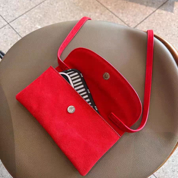 Ženska torbica za mobitel u ružičasto-crvenoj boji, 2025 nova teksturirana velur, mini crossbody torbica u obliku kuverte