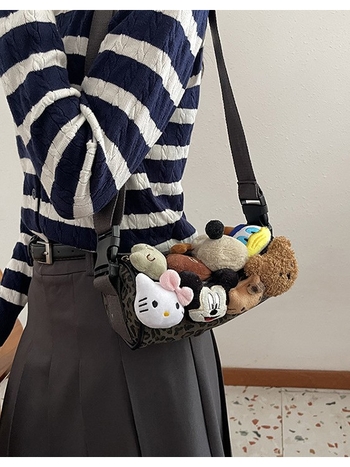 2024 nova mini ženska torbica s leopard uzorkom, držač za kemijske olovke, slatka plišana dekoracija, crossbody torba preko ramena