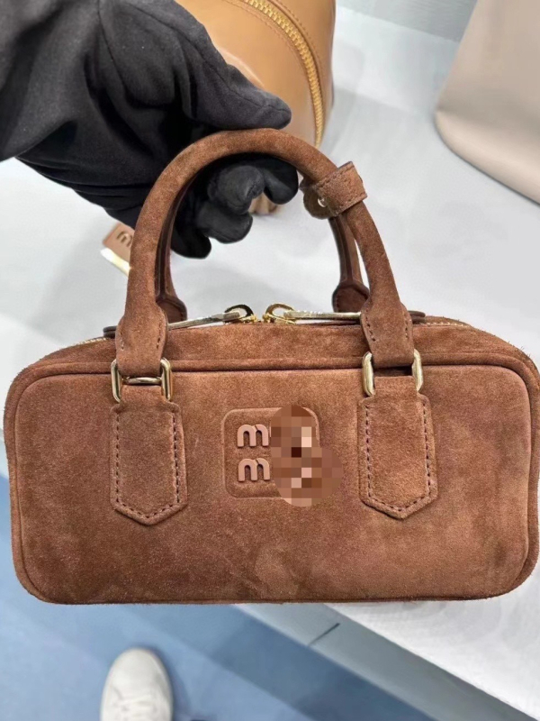 Jesensko-zimska velurova bowling torba, mat završetak, mala ženska torba za rame ili crossbody, retro stil, svestrana