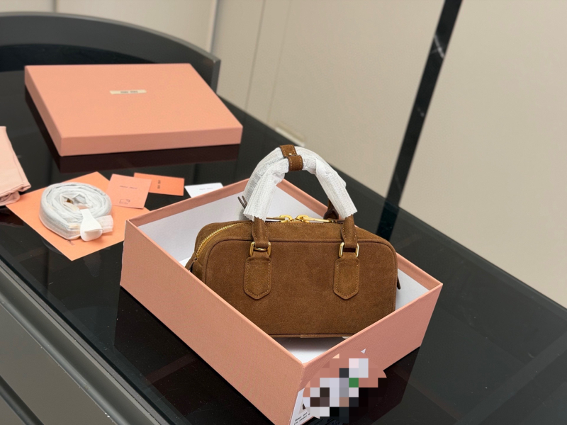 Jesensko-zimska velurova bowling torba, mat završetak, mala ženska torba za rame ili crossbody, retro stil, svestrana