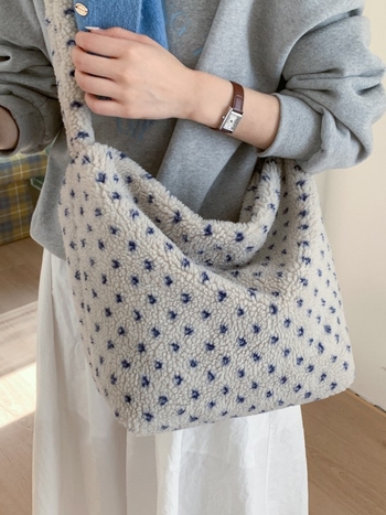 Ženska tote torba od vunene tkanine, korejski stil, velika zapremina, gradski svakodnevni stil, nošenje preko ramena ili crossbody