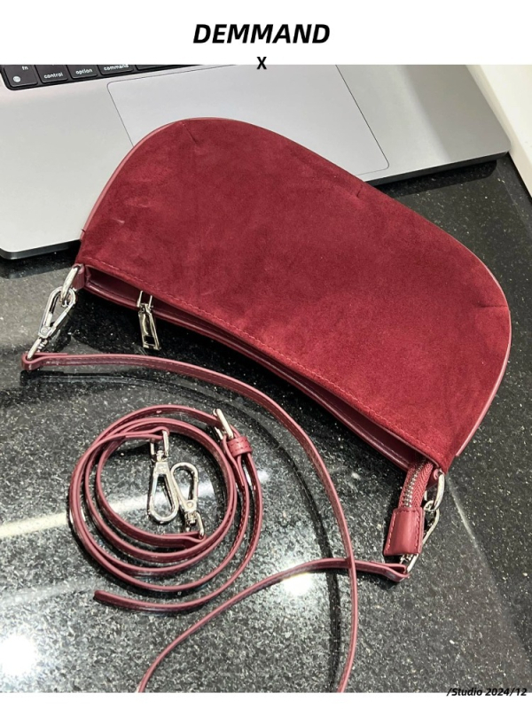 Ženska velur torba za rame s crossbody naramenicom, 2024 novi model, jesenji retro stil