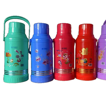 Termos din plastic izolant, capacitate 3,2 L, potrivit pentru cămine studențești